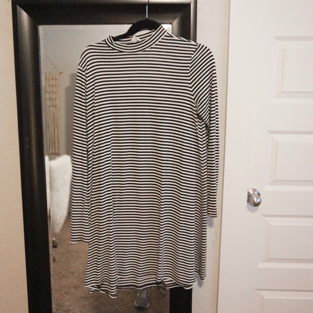 Stripped Crew Neck Dress
